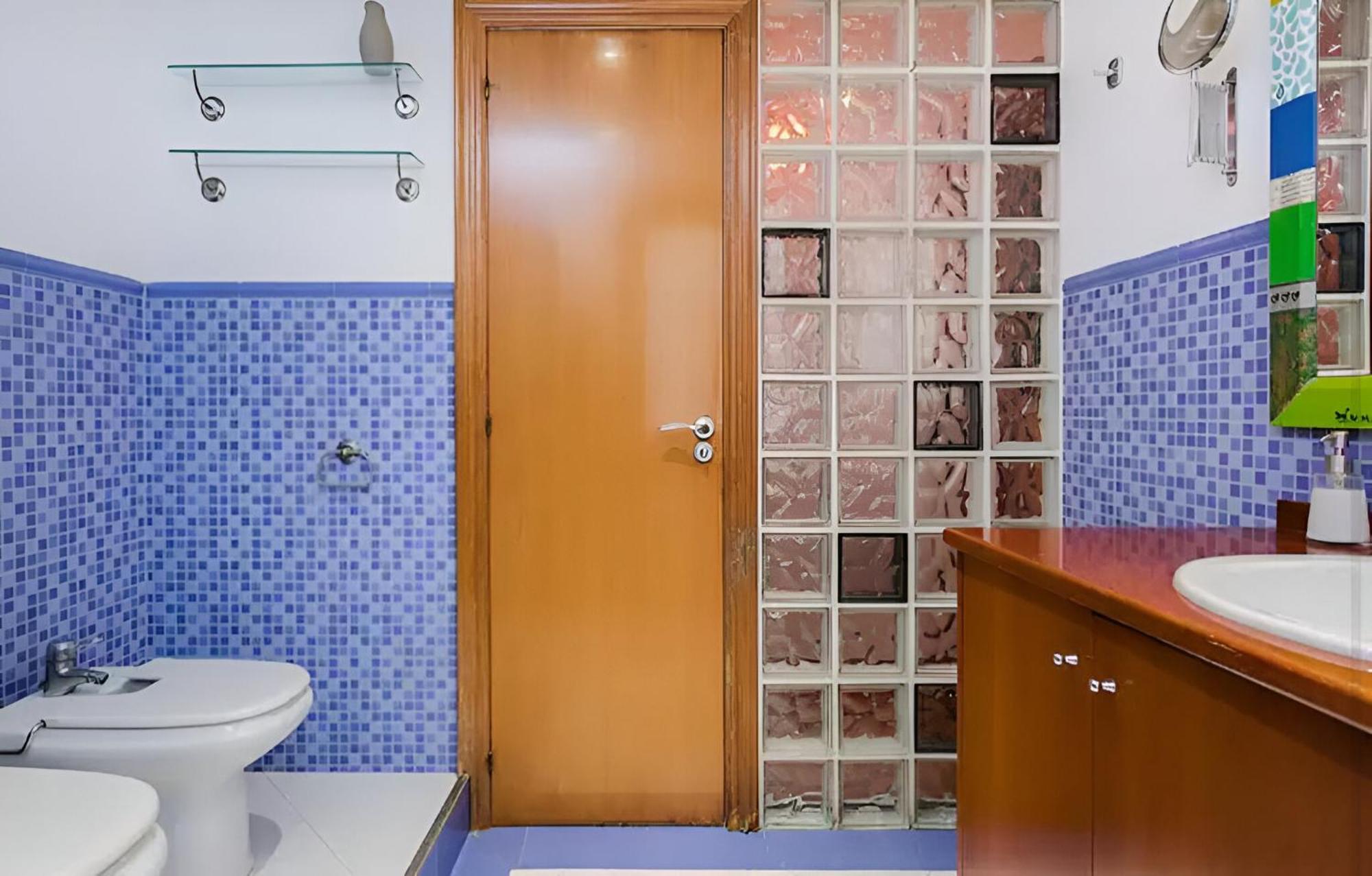 Апартаменти Acogedor Piso En Барселона Екстер'єр фото